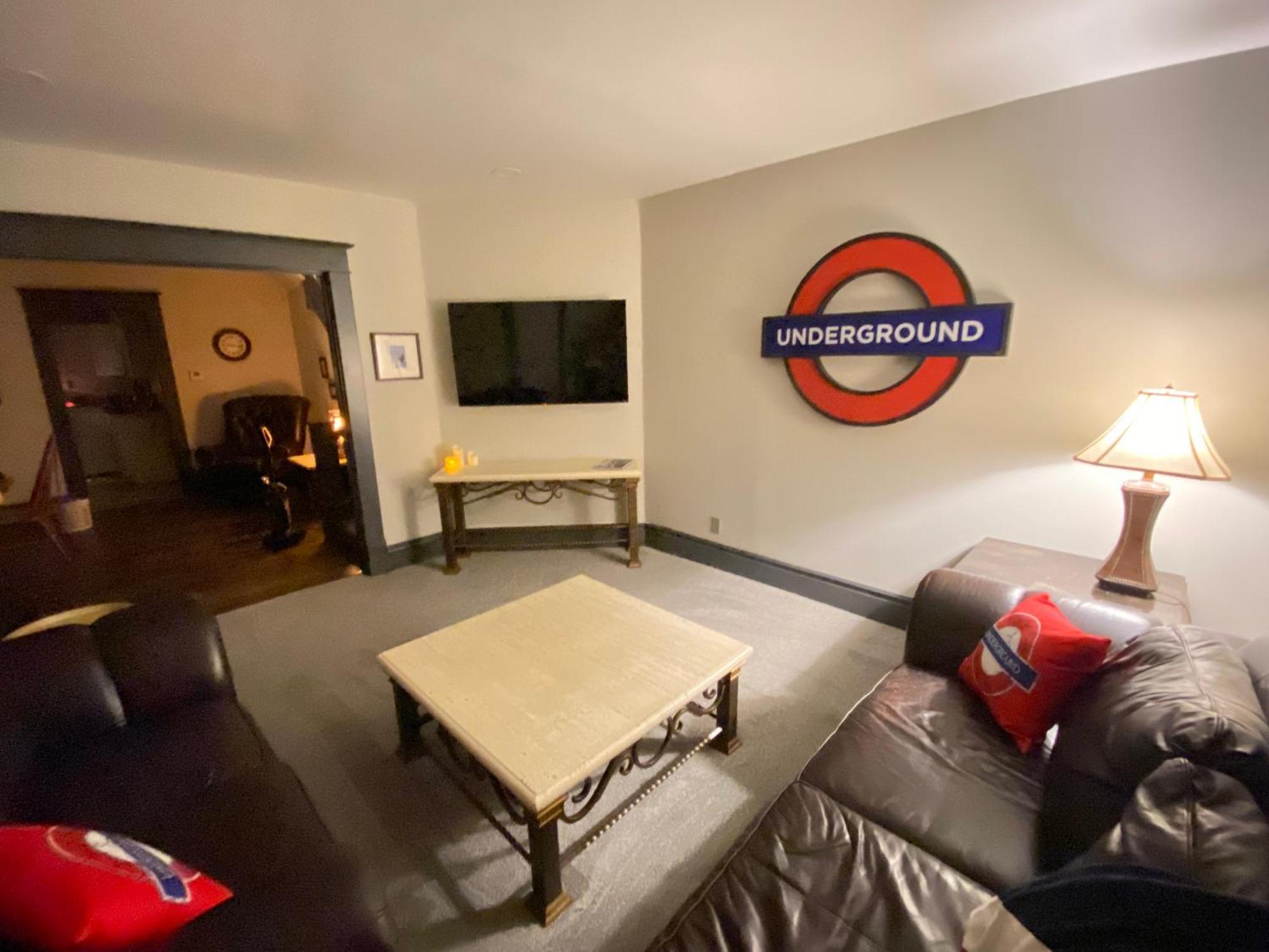 Red Door - The London Maisonette Εξωτερικό φωτογραφία